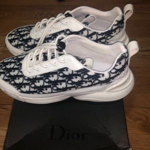 Rare Christian Dior white logo lowtops